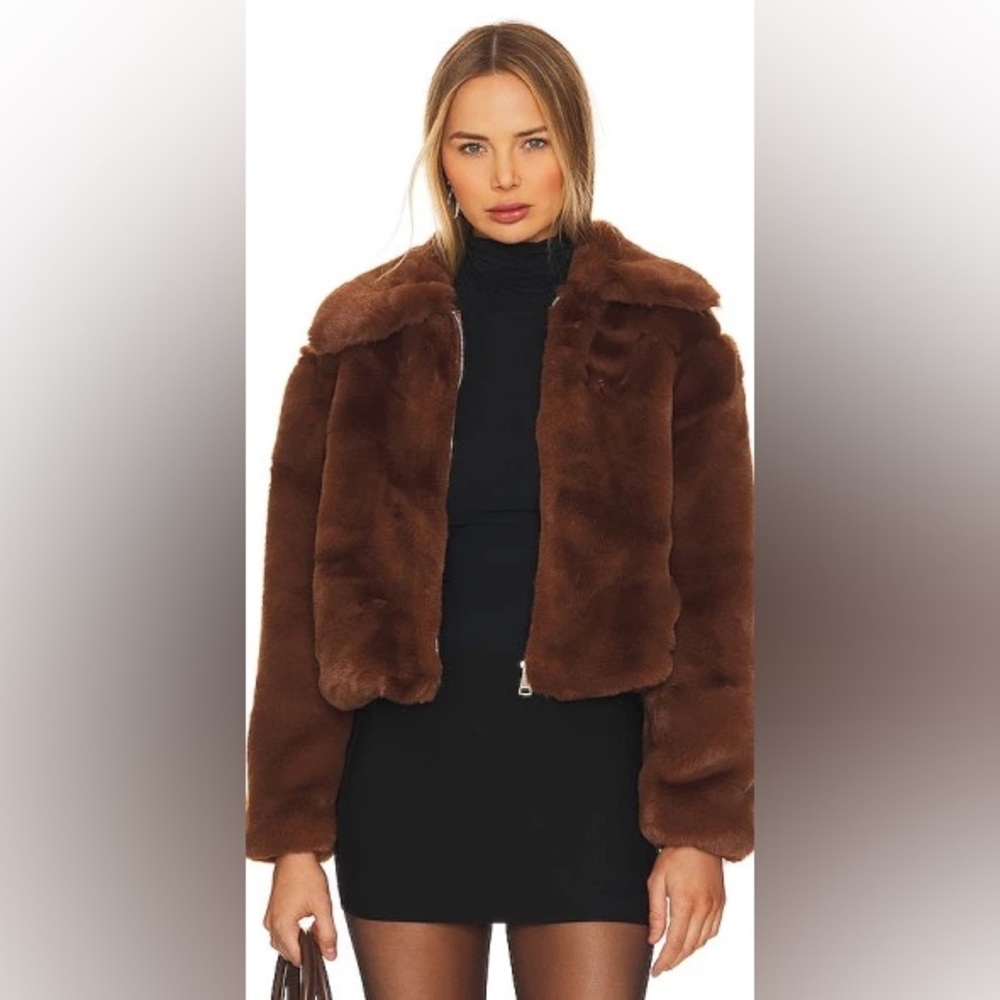 STEVE MADDEN FAUX FUR COAT